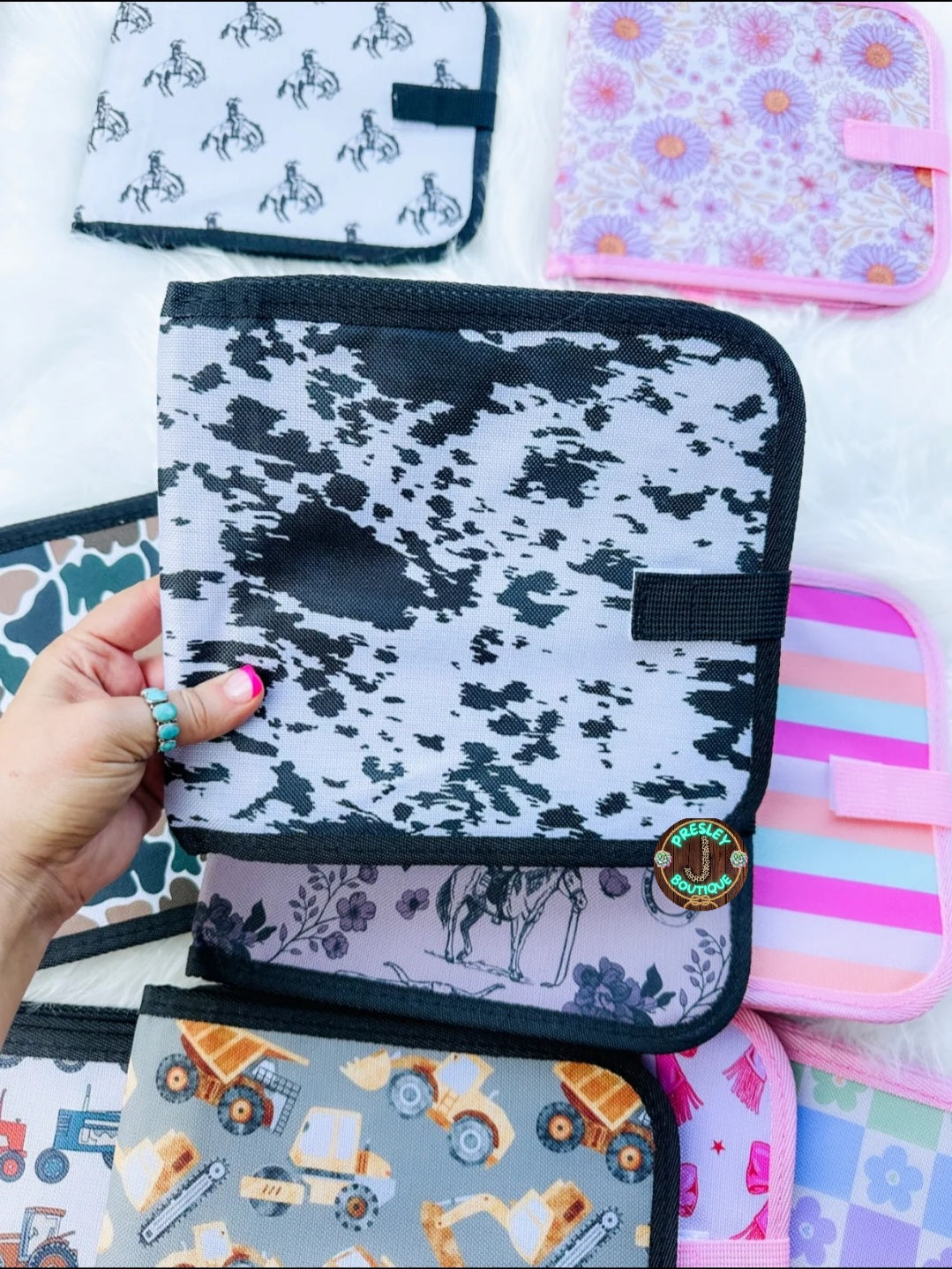 Portable drawing books